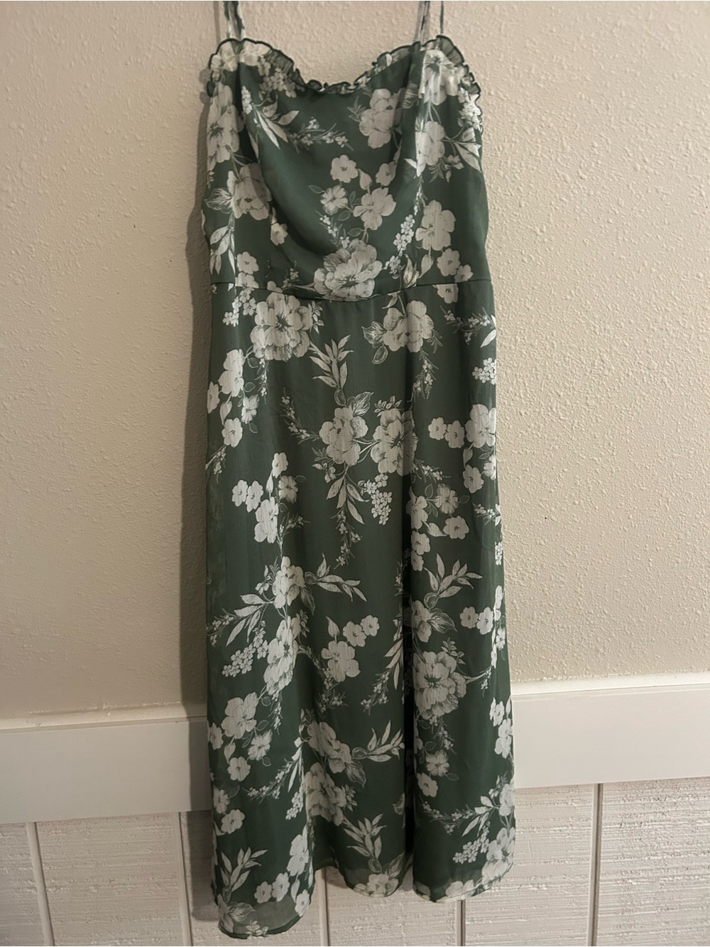 🌿 Speechless Olive Green Floral Midi Dress 🌿
